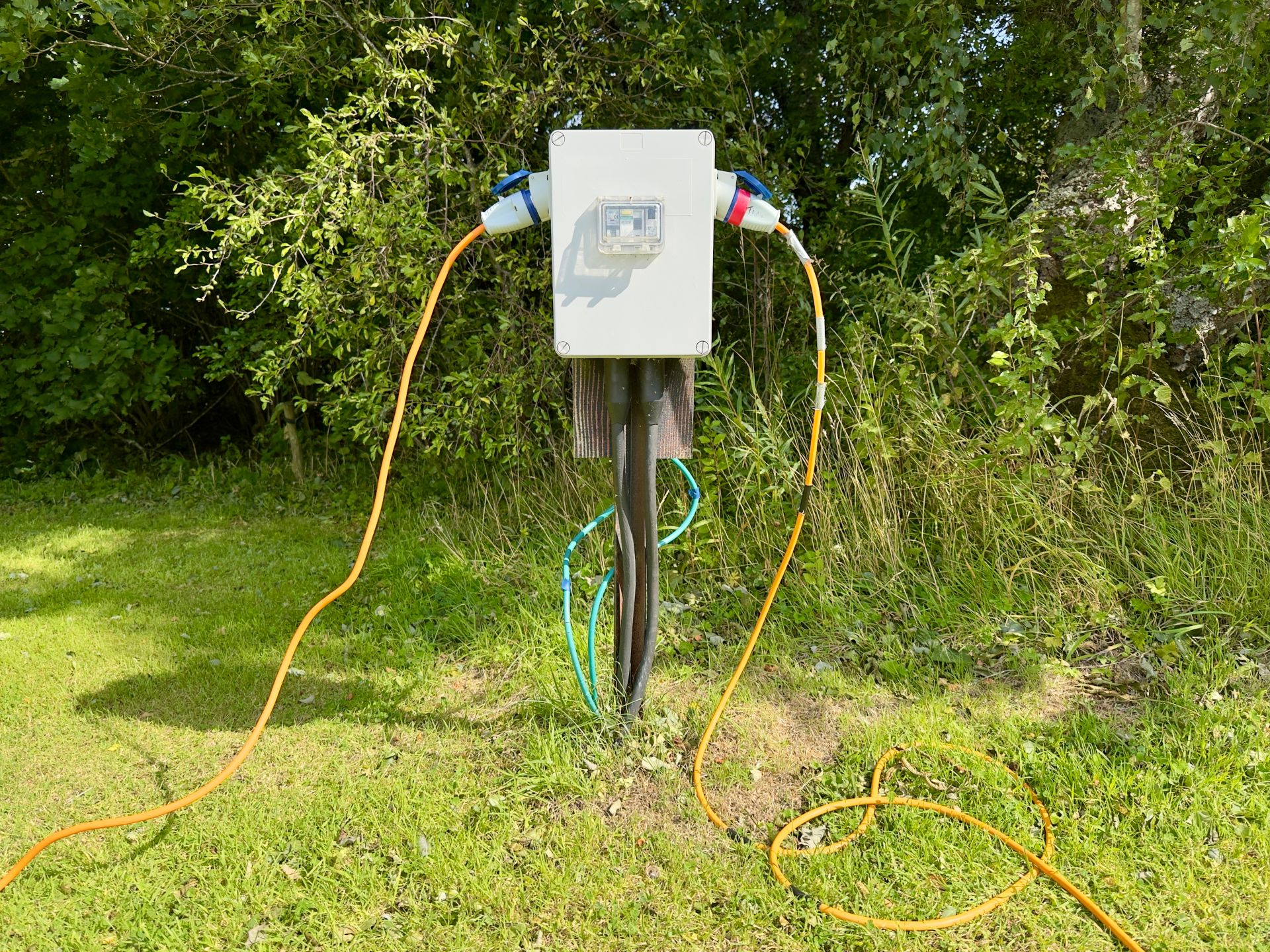 Electricity & Charging Points