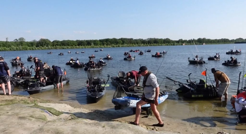 Bellyboat Wedstrijd bij Fishing Adventure Bellyfiction